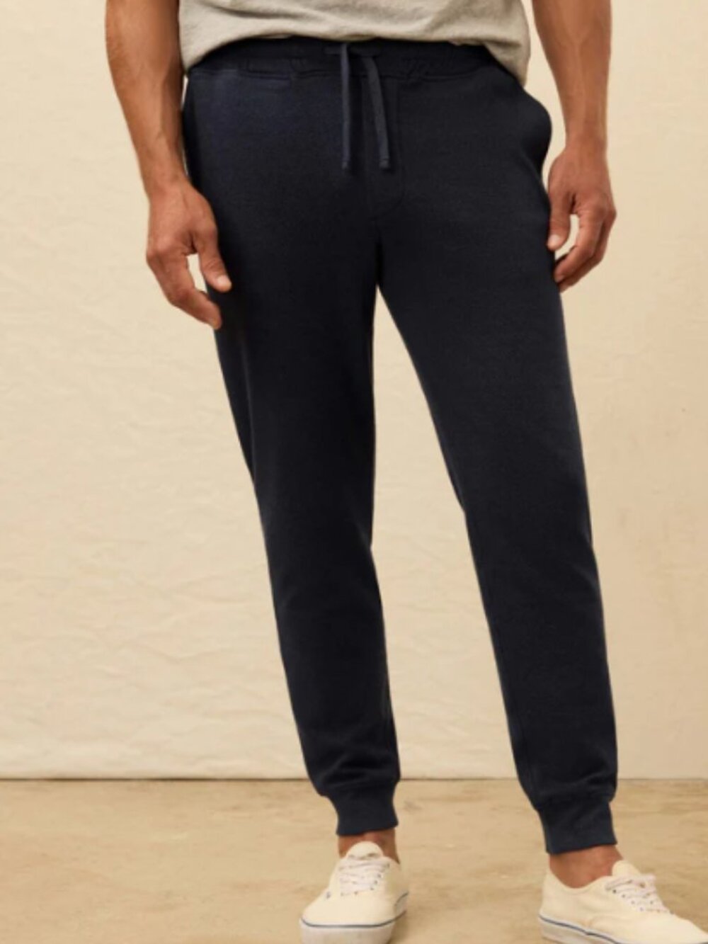 Faherty Legend Sweatpant – Brighton Navy Twill – Men’s Large